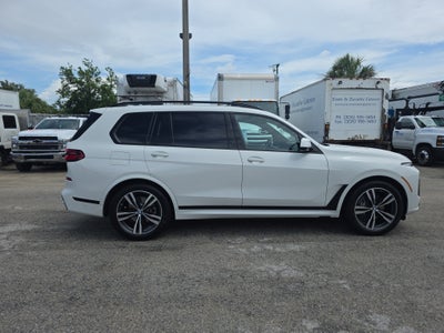 2023 BMW X7 xDrive40i