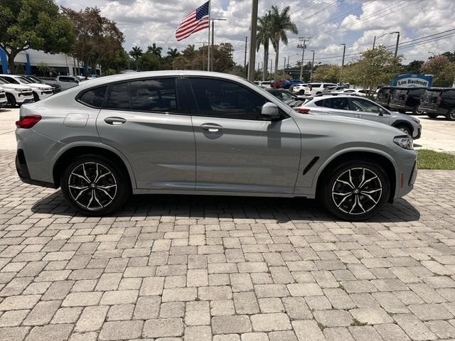 2023 BMW X4 xDrive30i