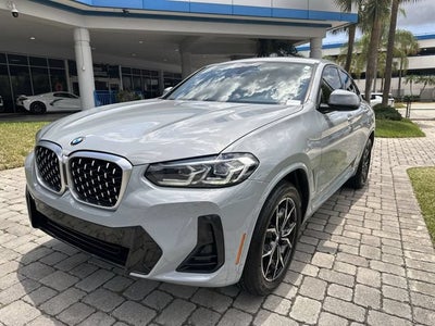 2023 BMW X4 xDrive30i