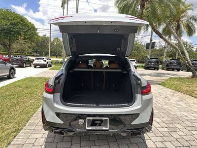 2023 BMW X4 xDrive30i
