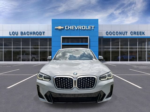 2023 BMW X4 xDrive30i