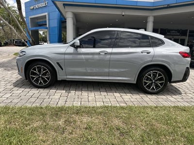 2023 BMW X4 xDrive30i
