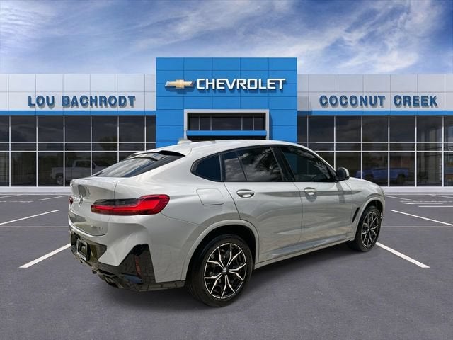 2023 BMW X4 xDrive30i