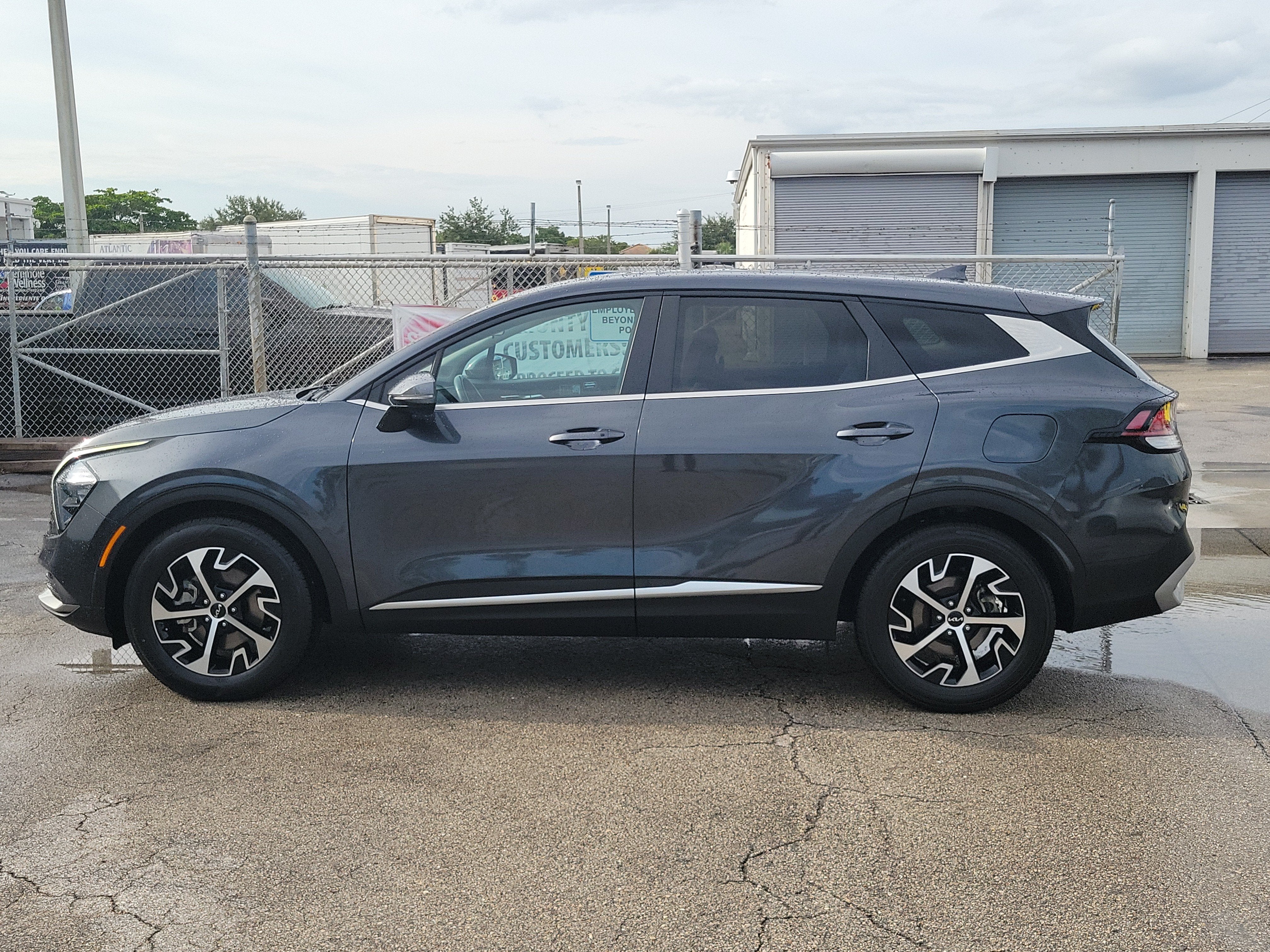 2023 Kia Sportage EX