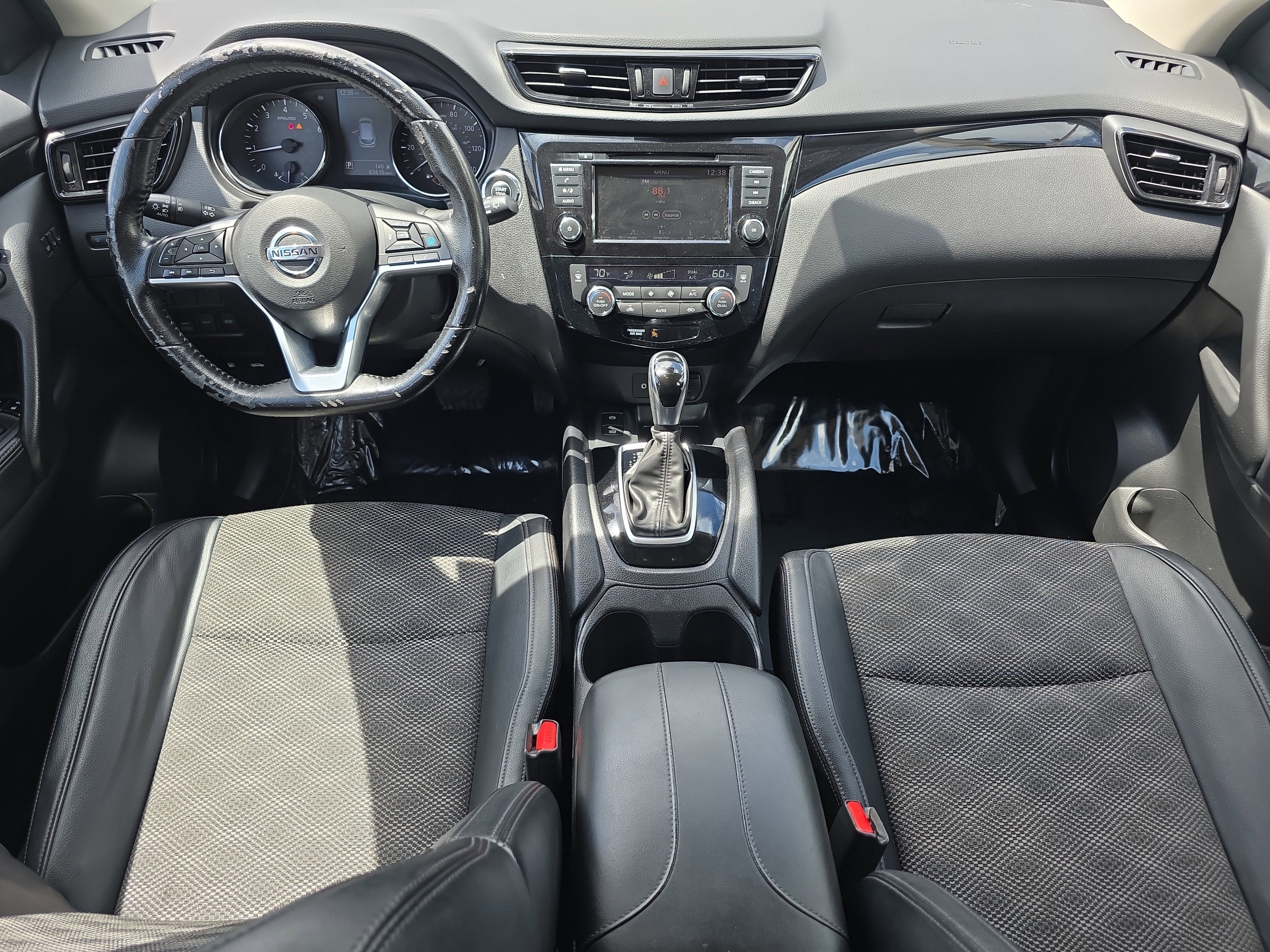 2022 Nissan Rogue Sport SV