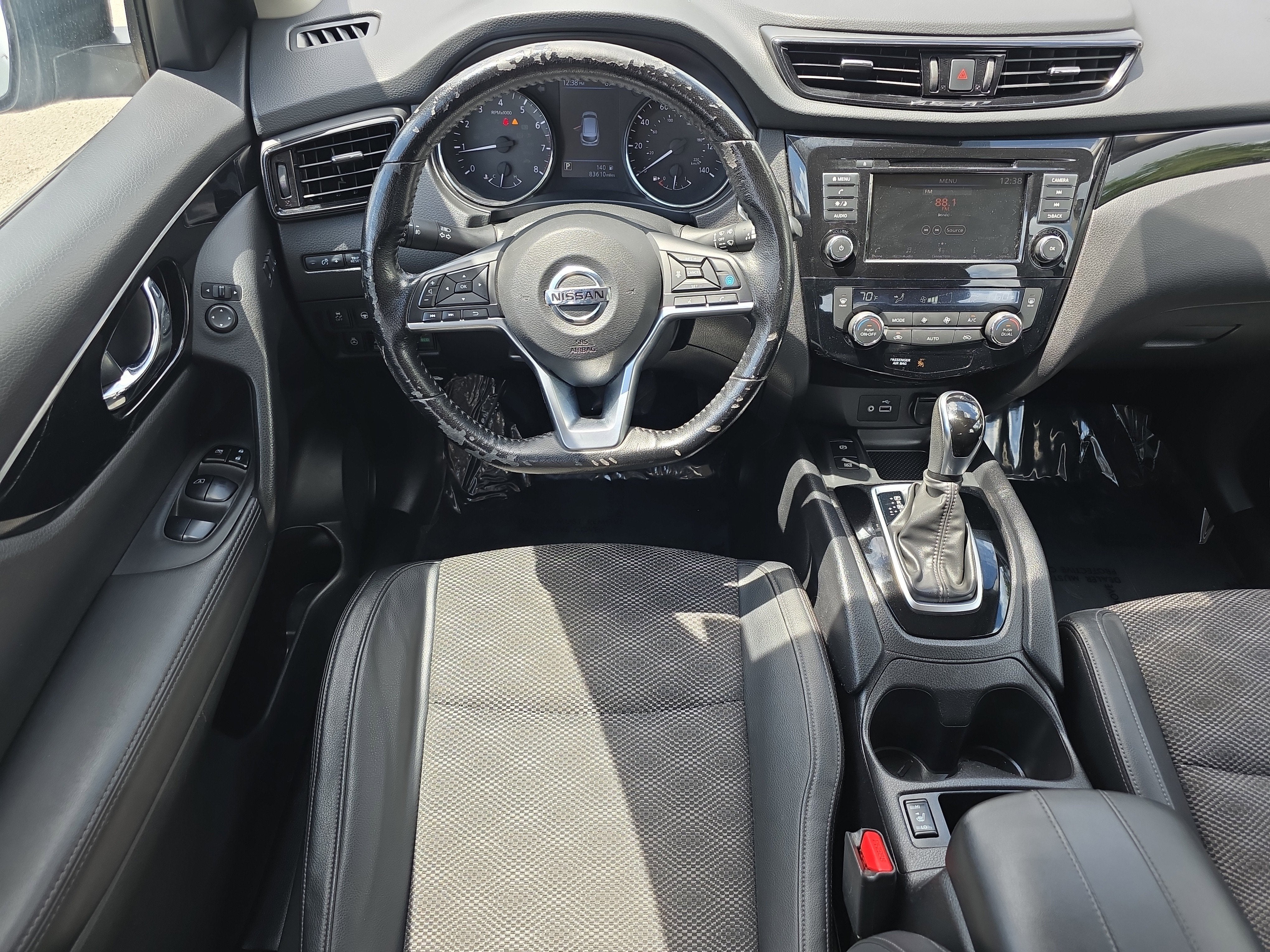 2022 Nissan Rogue Sport SV