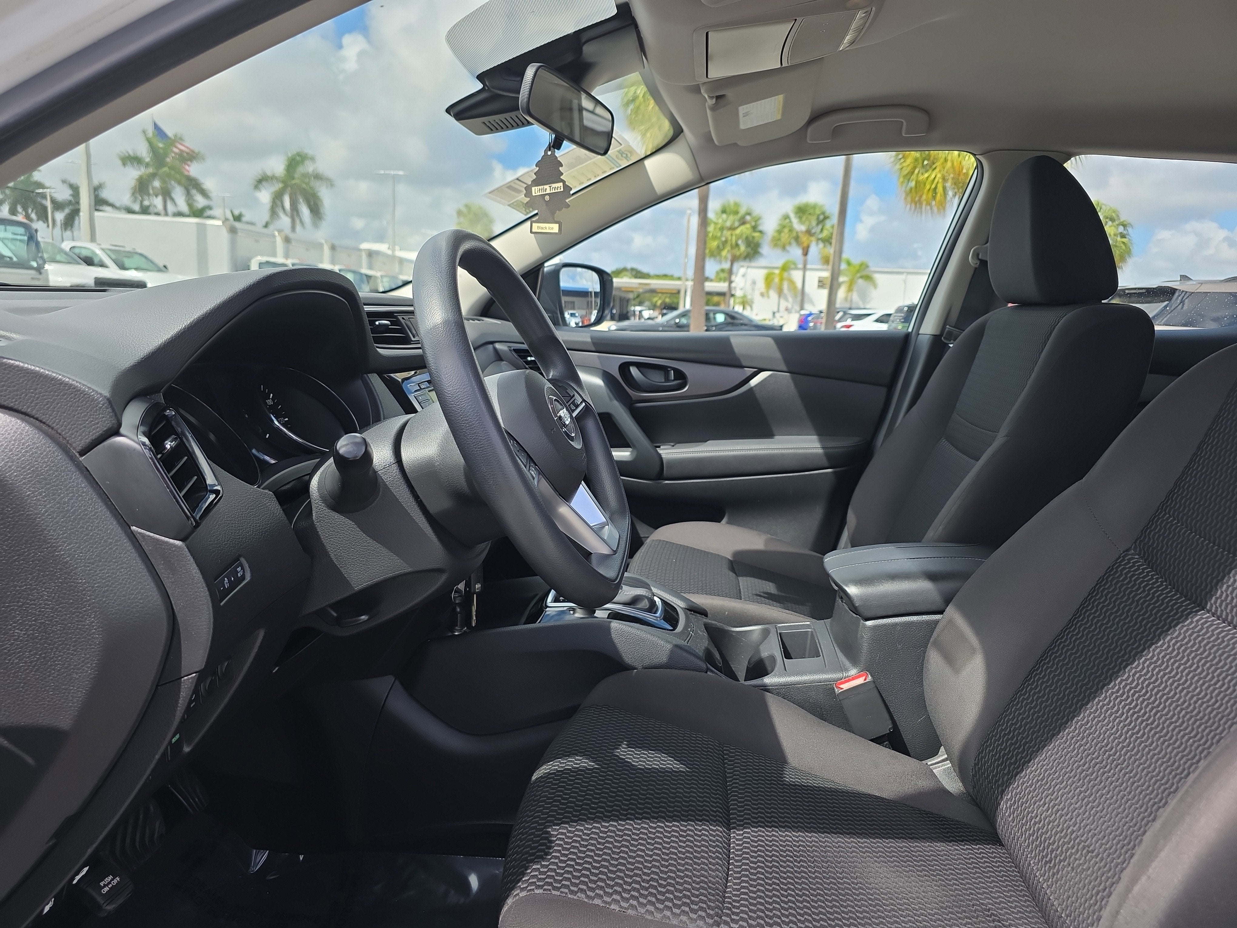 2020 Nissan Rogue Sport S