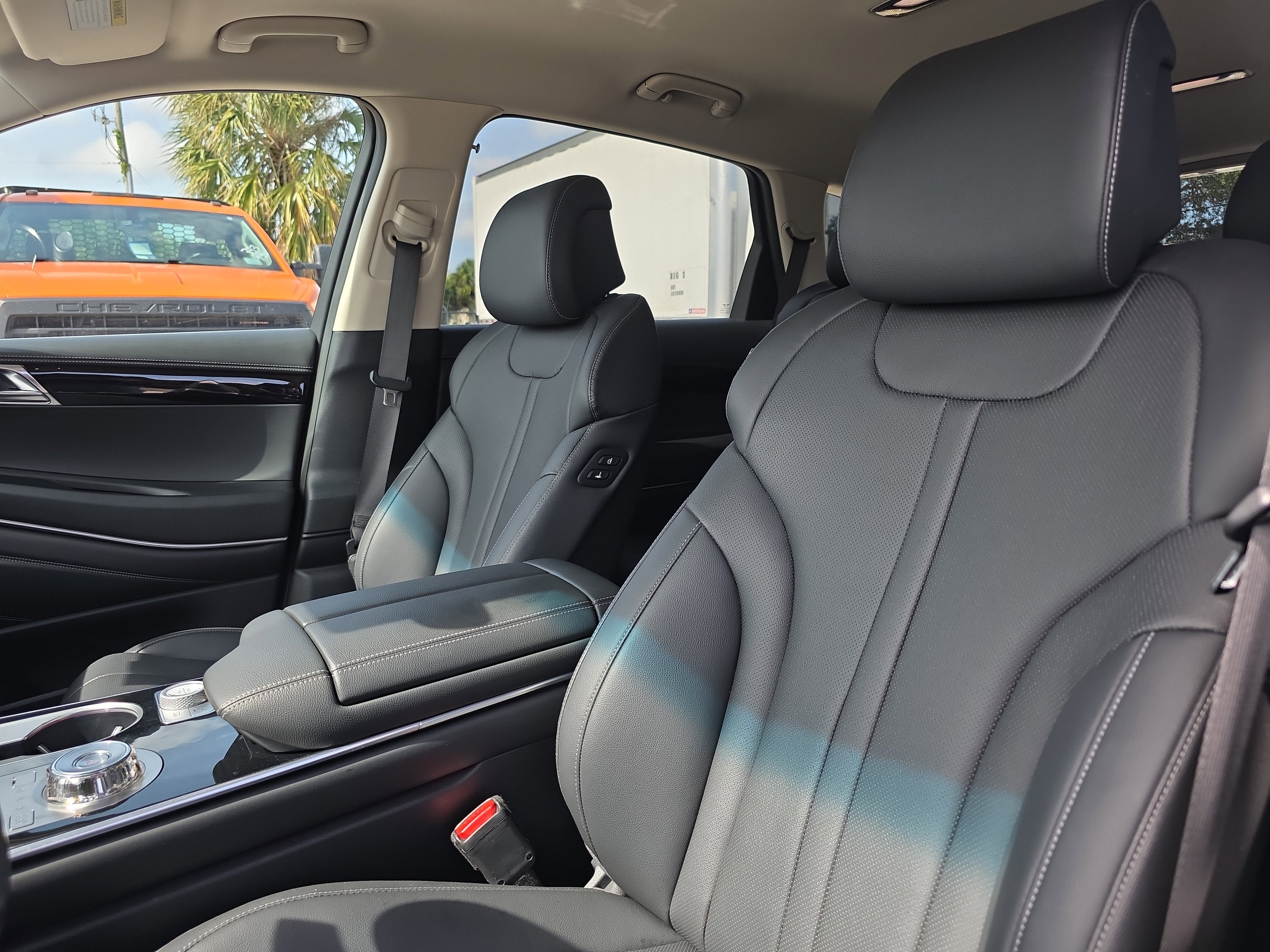 2026 Genesis GV80 2.5T