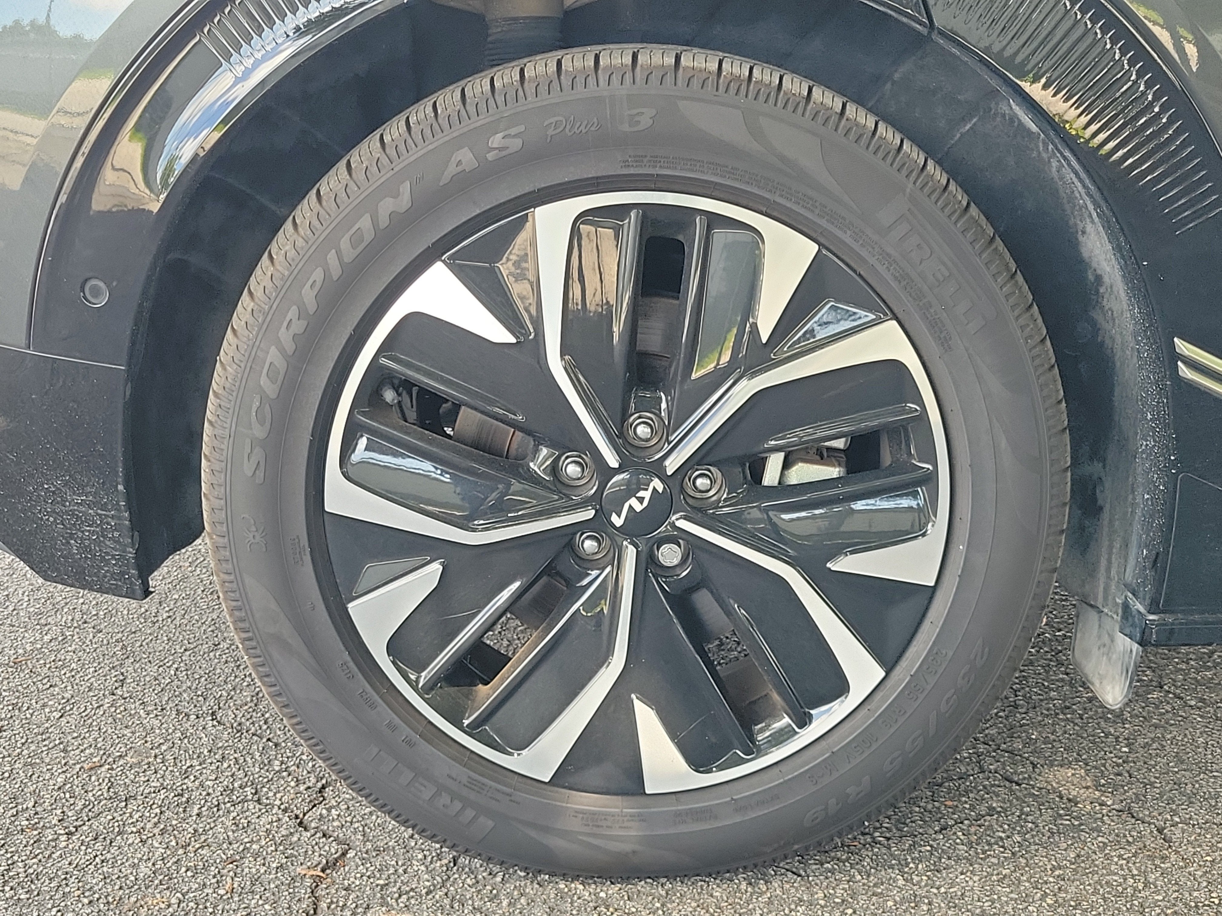 Used 2024 Kia EV6 Wind with VIN KNDC34LA4R5188490 for sale in Pompano Beach, FL