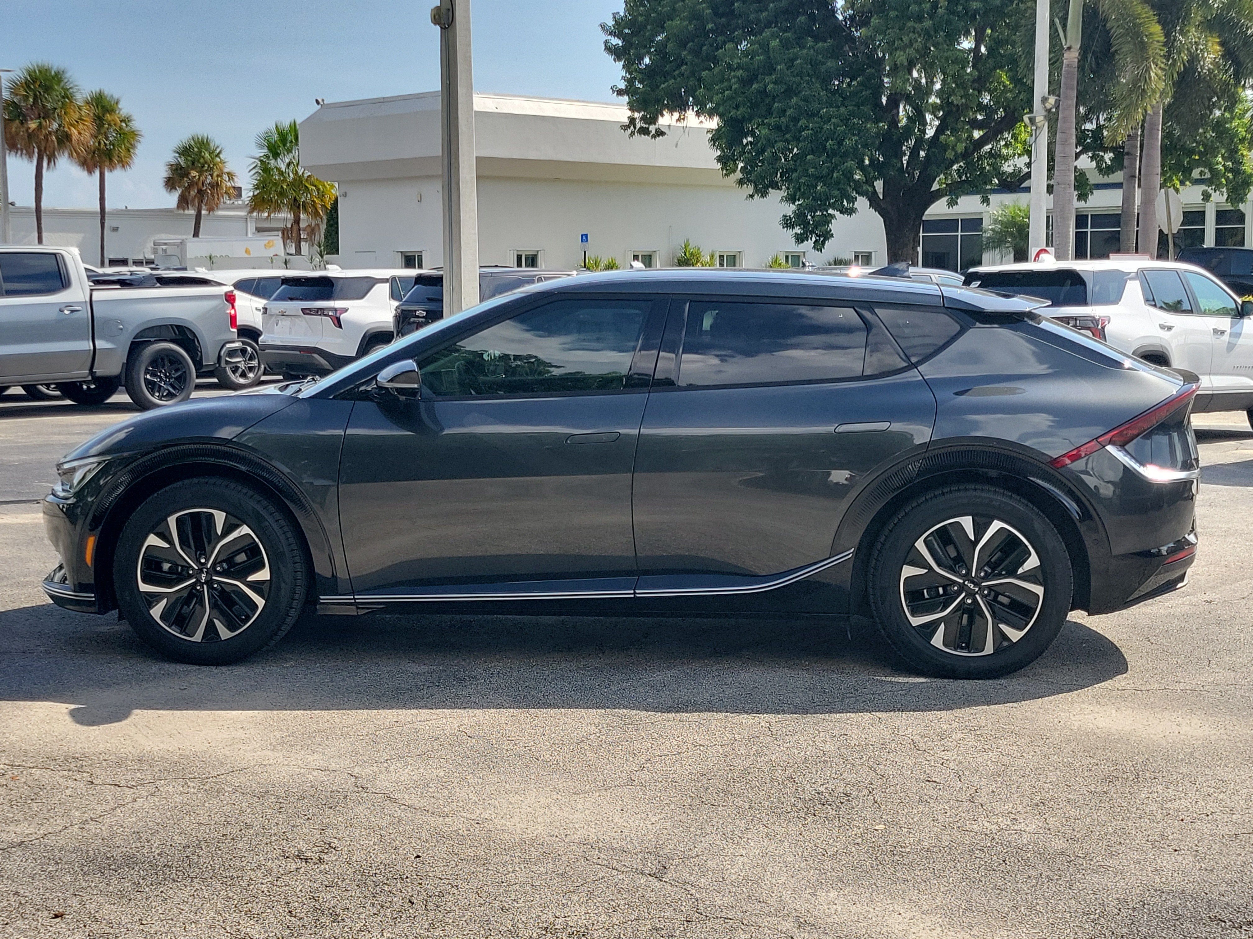 2024 Kia EV6 Wind