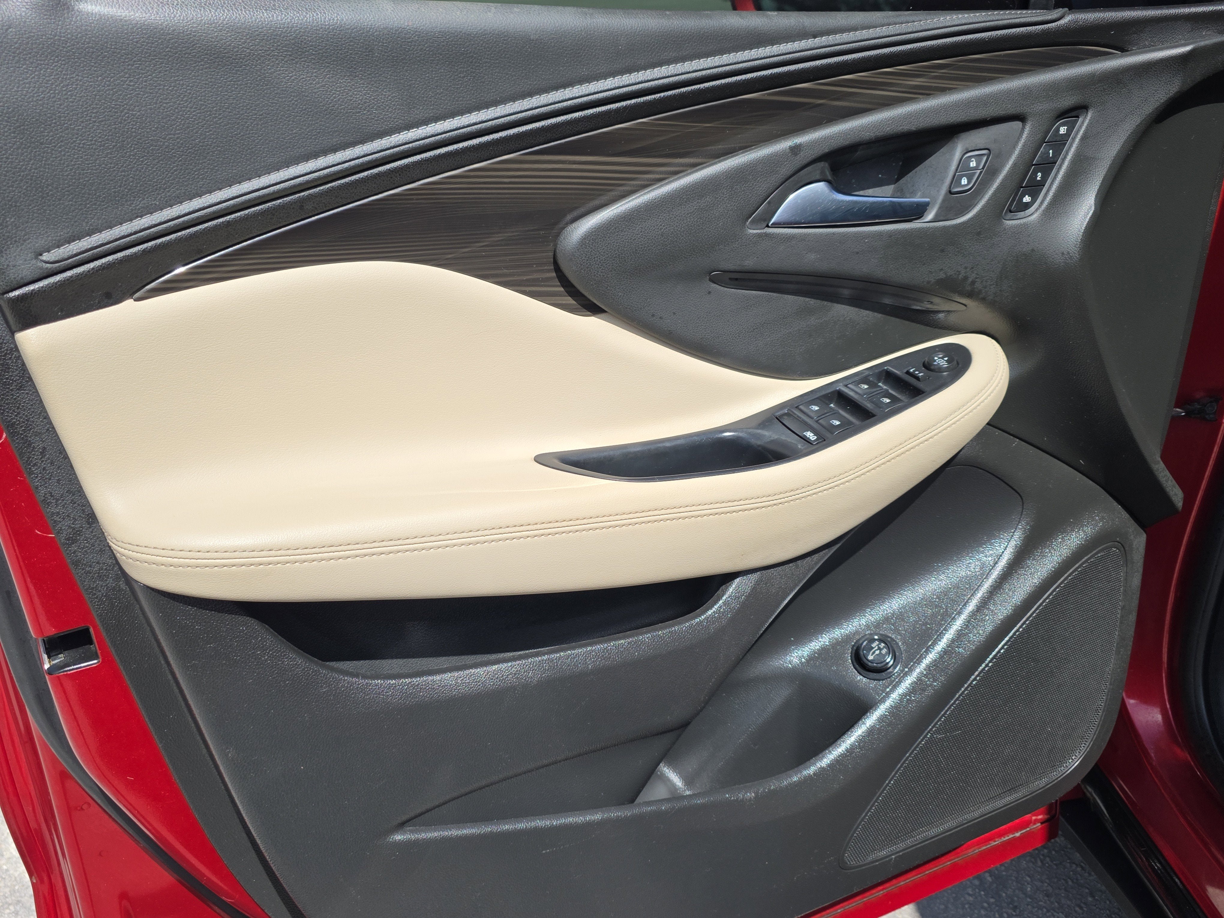2020 Buick Envision Essence Group