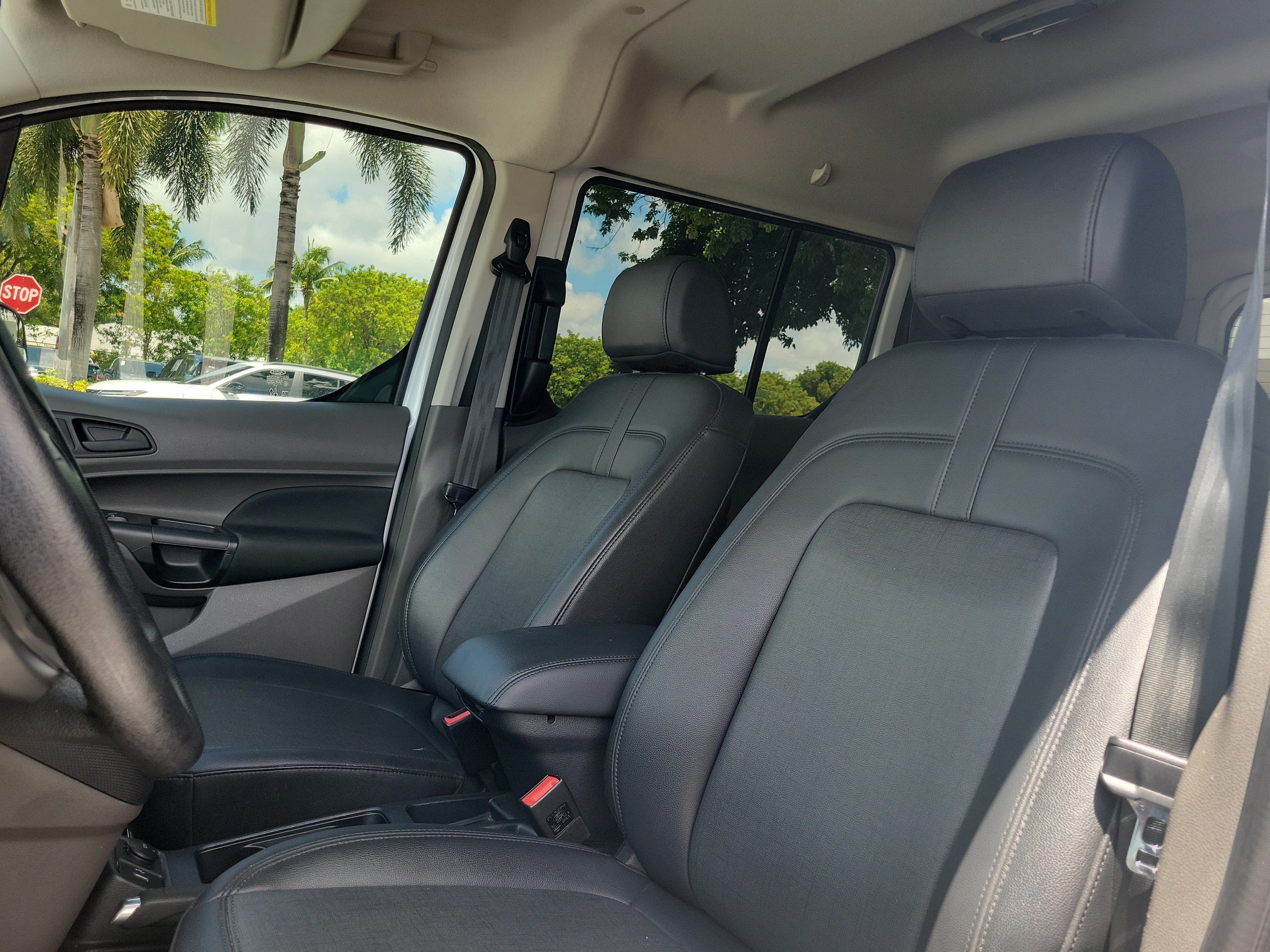 2022 Ford Transit Connect Wagon XL