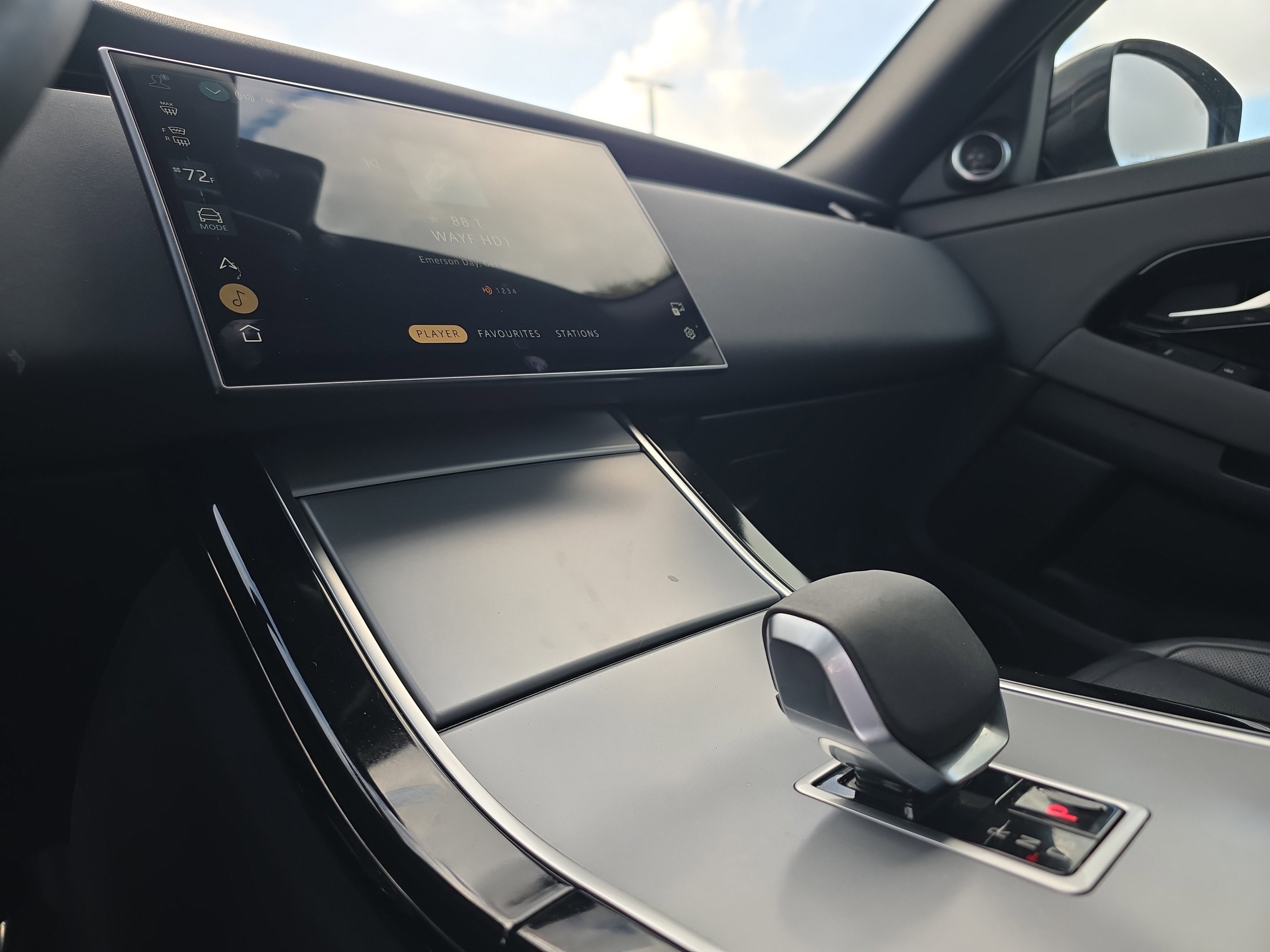 2024 Land Rover Range Rover Evoque Core S