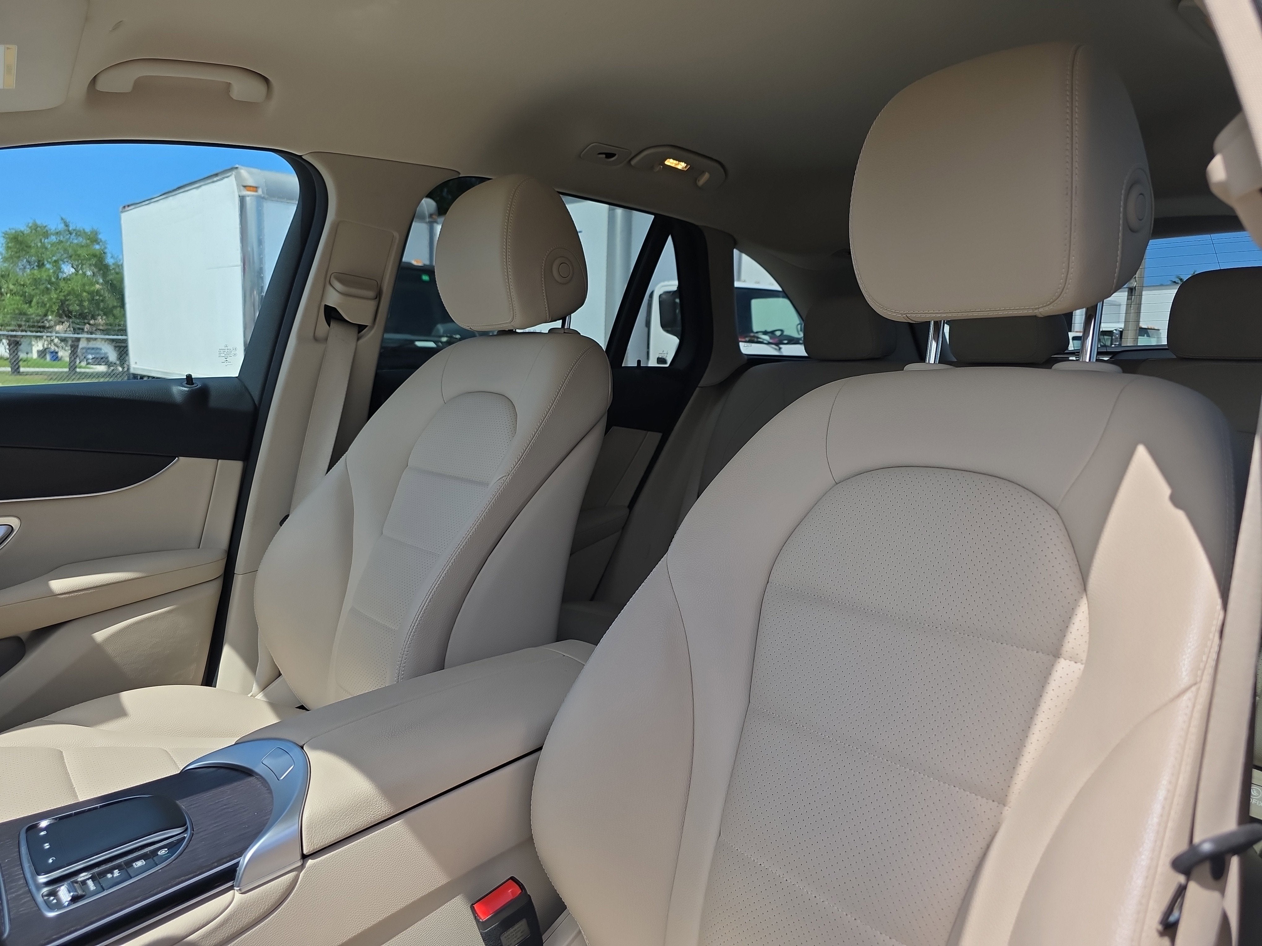 2022 Mercedes-Benz GLC GLC 300