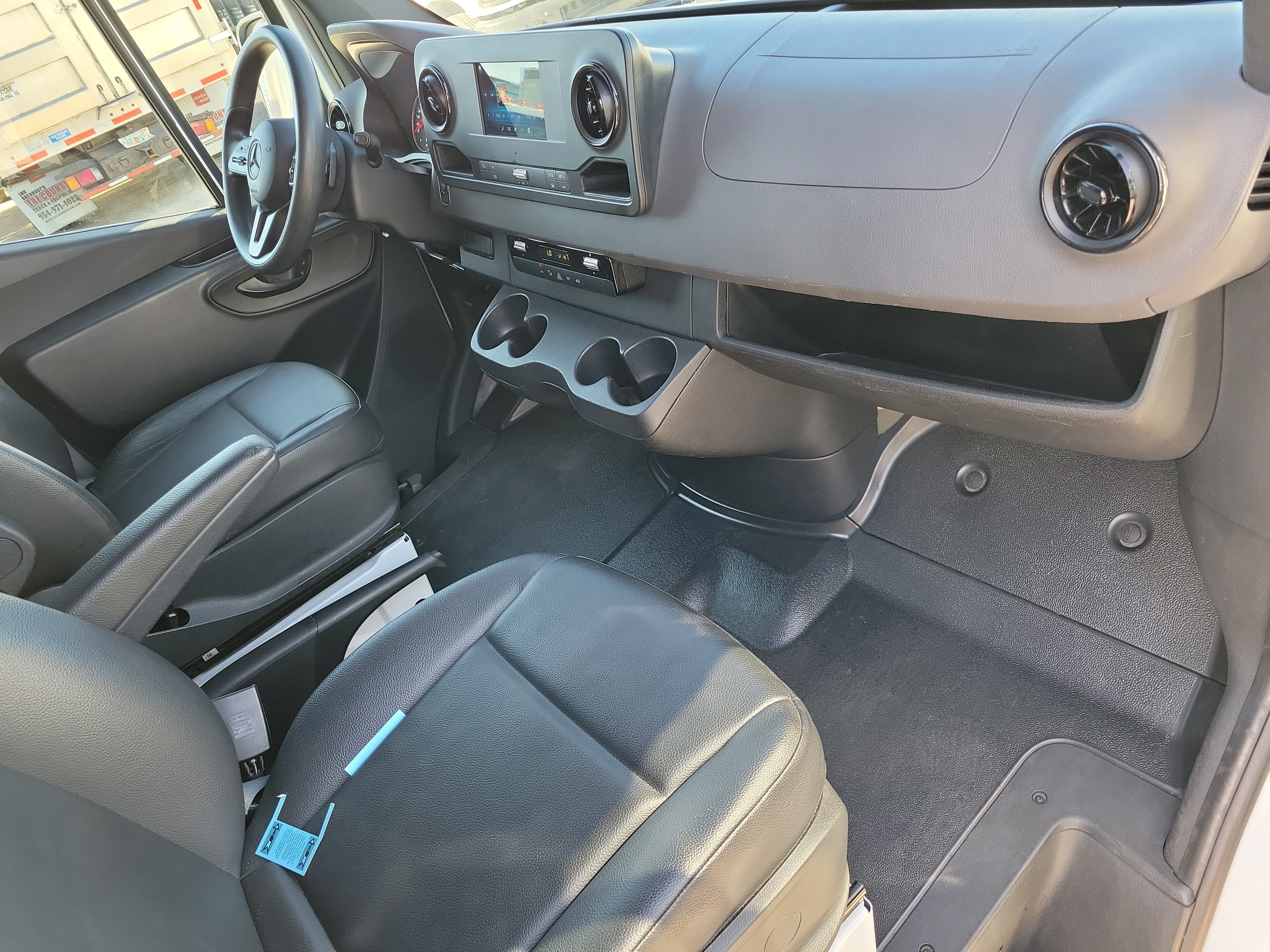 2022 Mercedes-Benz Sprinter Cargo Van 2500 HIGH ROOF V6