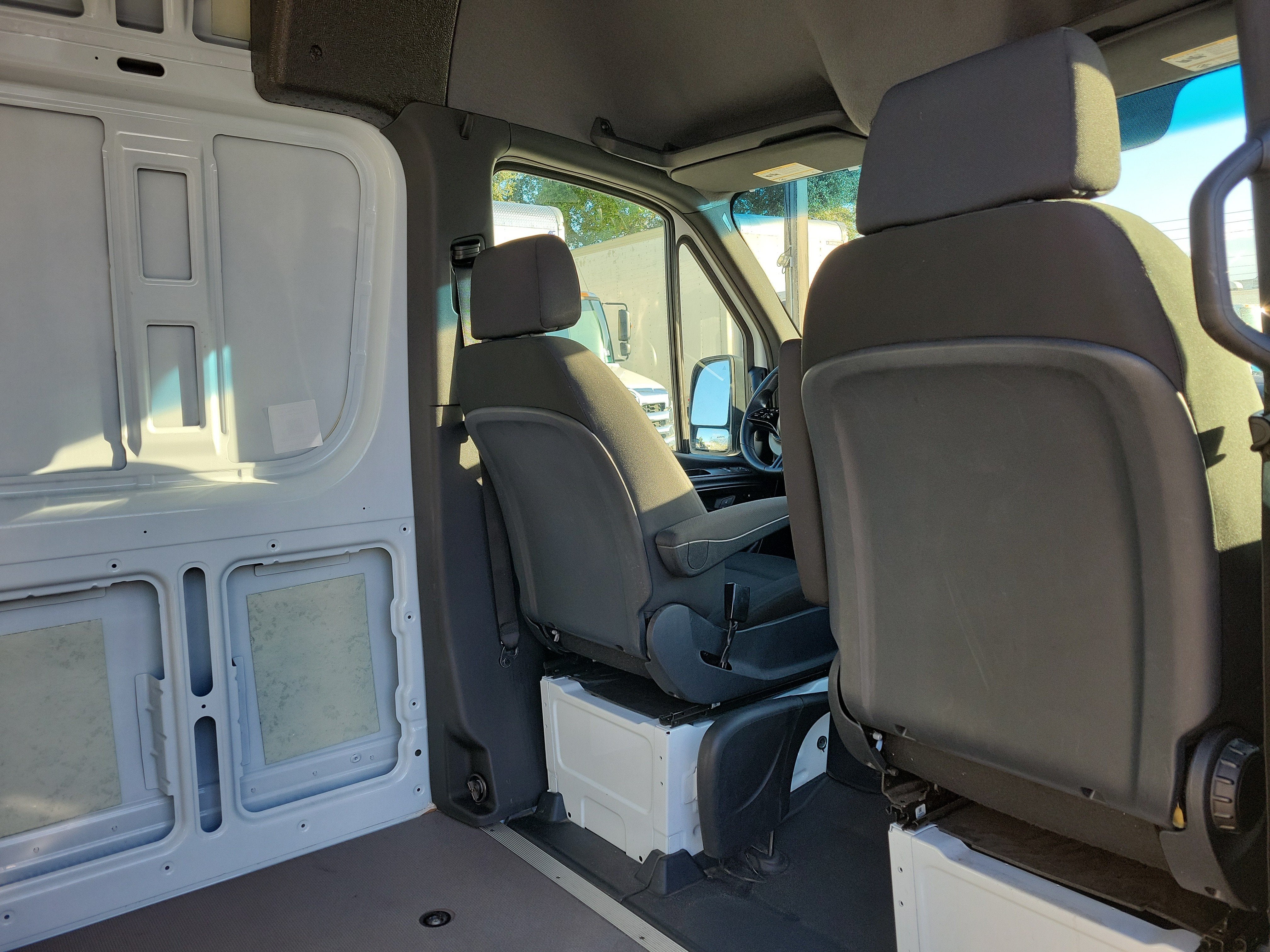2025 Mercedes-Benz Sprinter Cargo Van Base