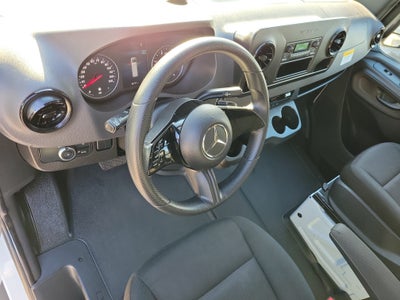 2025 Mercedes-Benz Sprinter Cargo Van Base