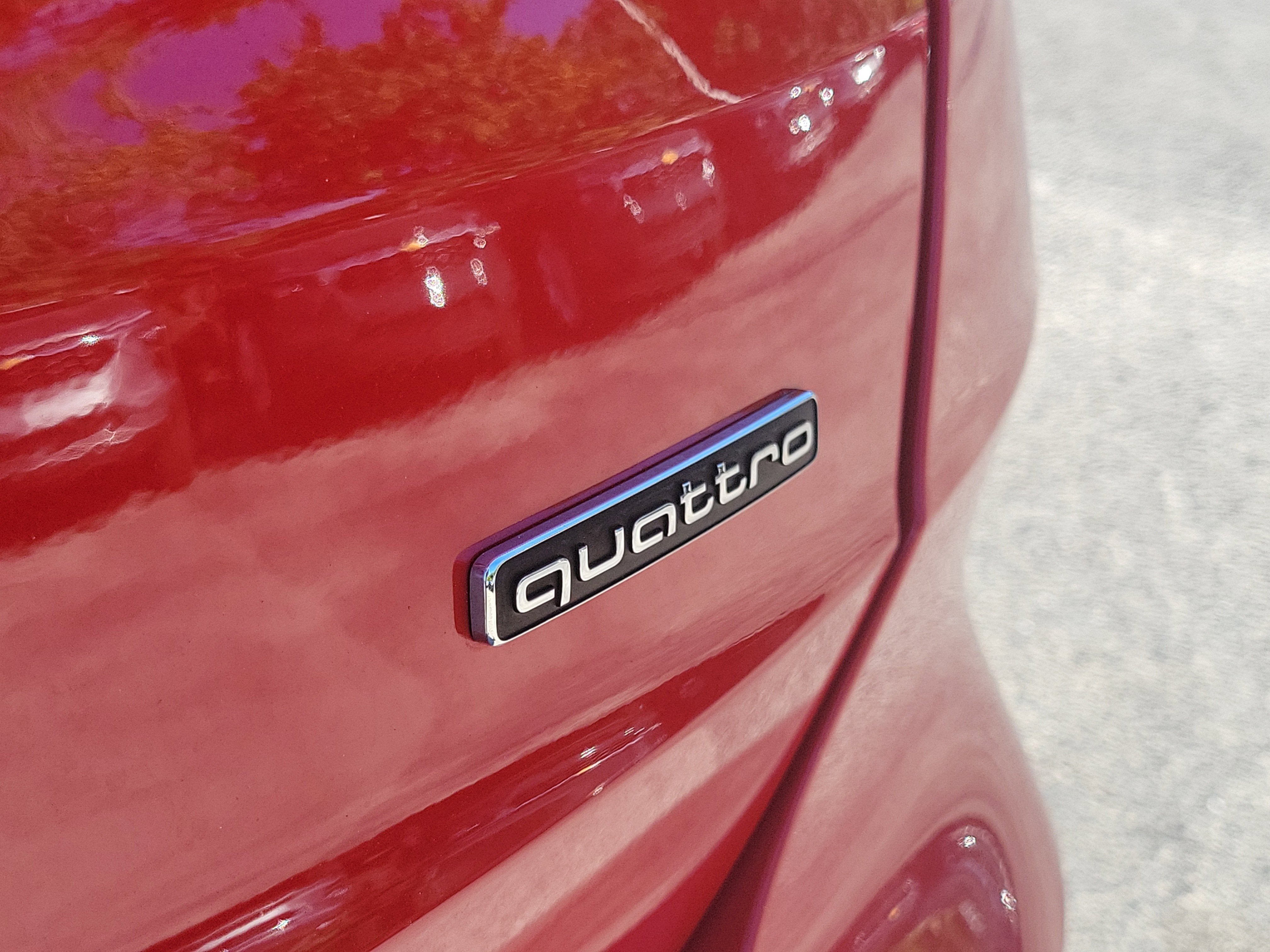 2024 Audi Q3 S line Premium