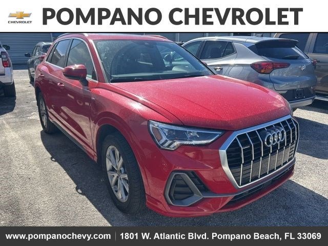 2024 Audi Q3 S line Premium
