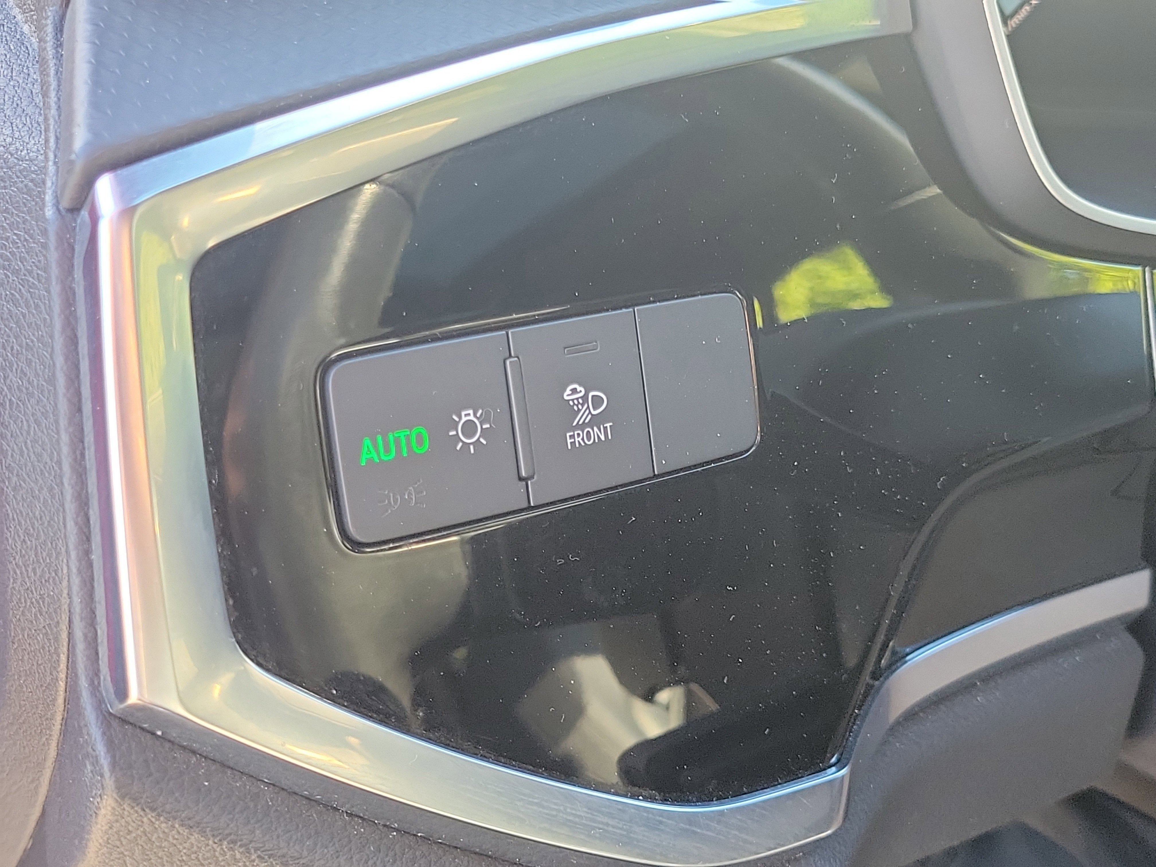 2024 Audi Q3 S line Premium