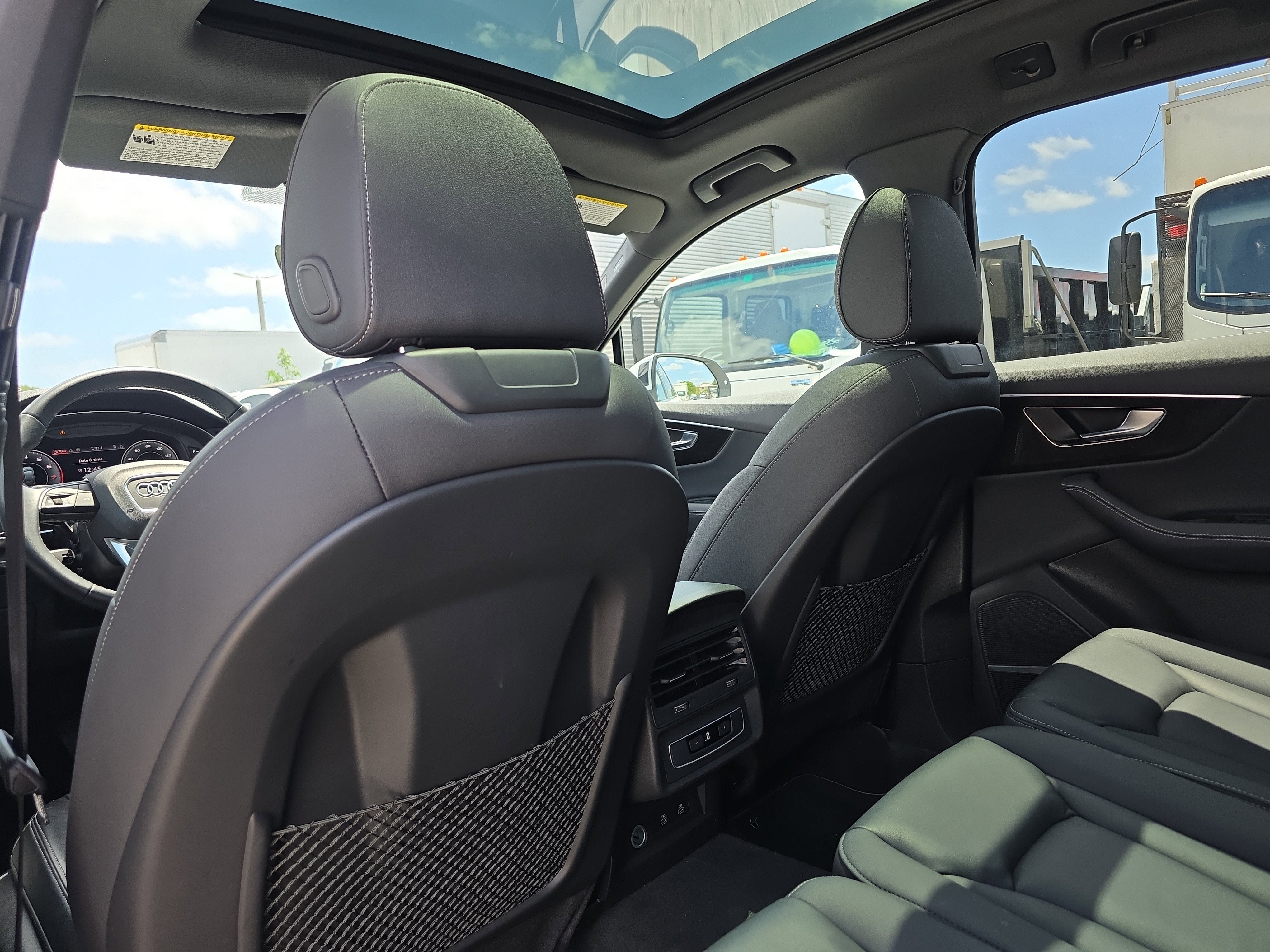 2025 Audi Q7 Premium Plus