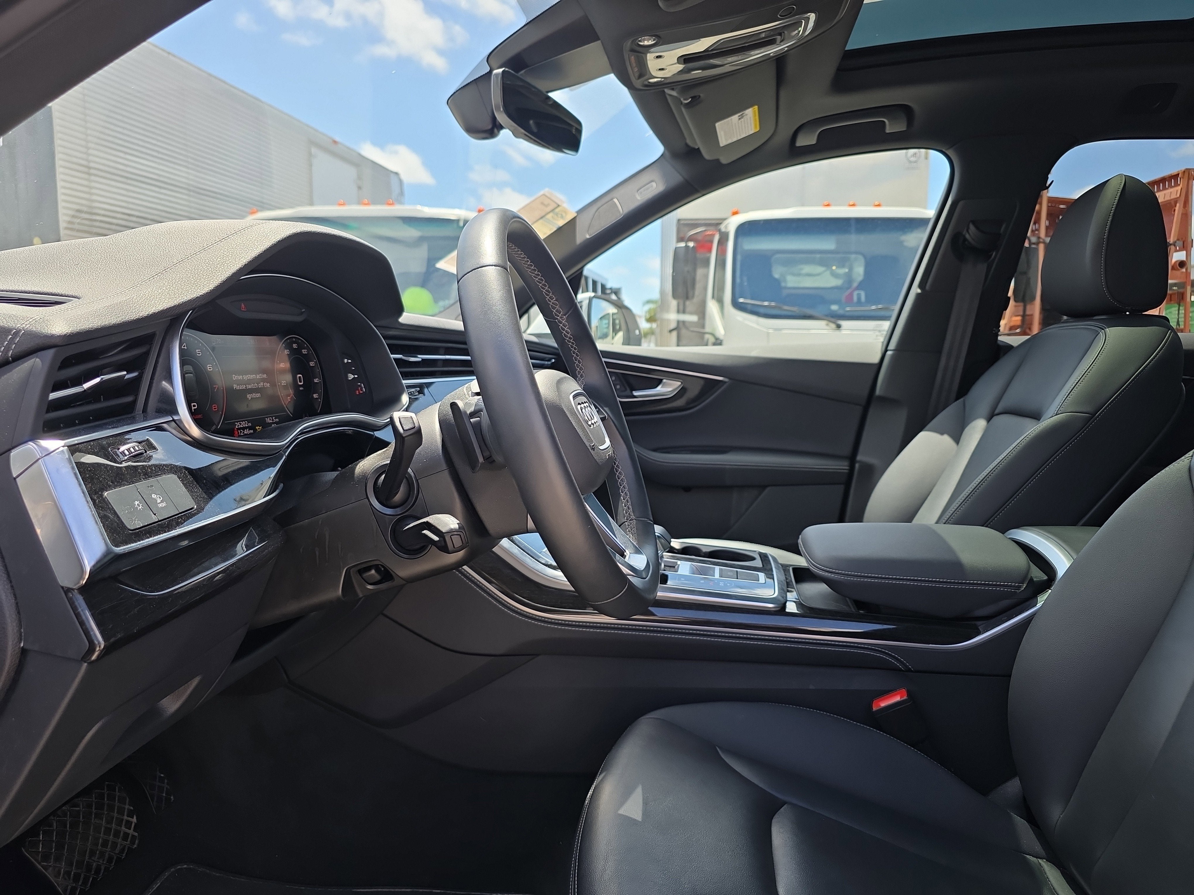 2025 Audi Q7 Premium Plus