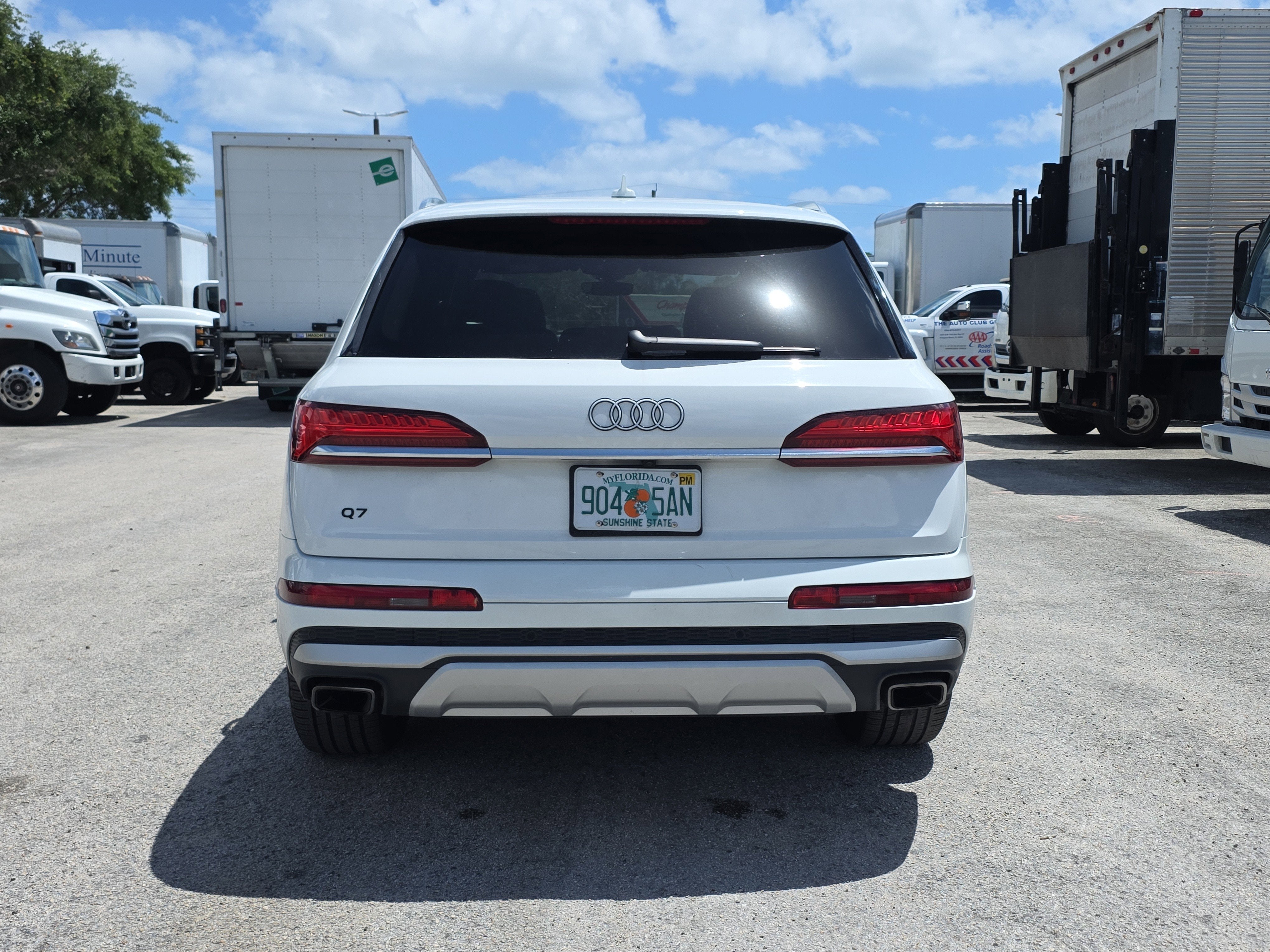 2025 Audi Q7 Premium Plus