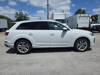 2025 Audi Q7 Premium Plus