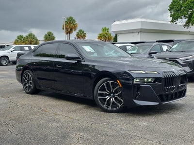 2023 BMW 7 Series 740i
