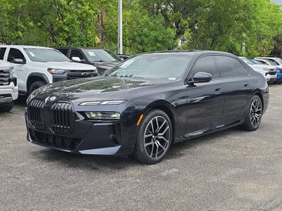 2023 BMW 7 Series 740i