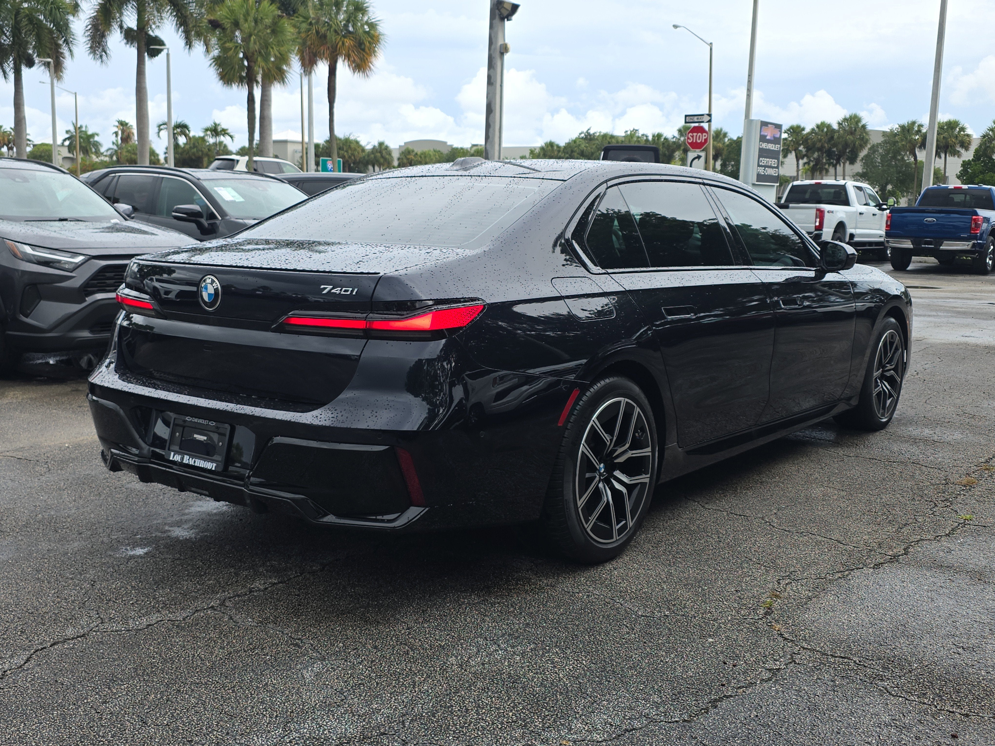 2023 BMW 7 Series 740i