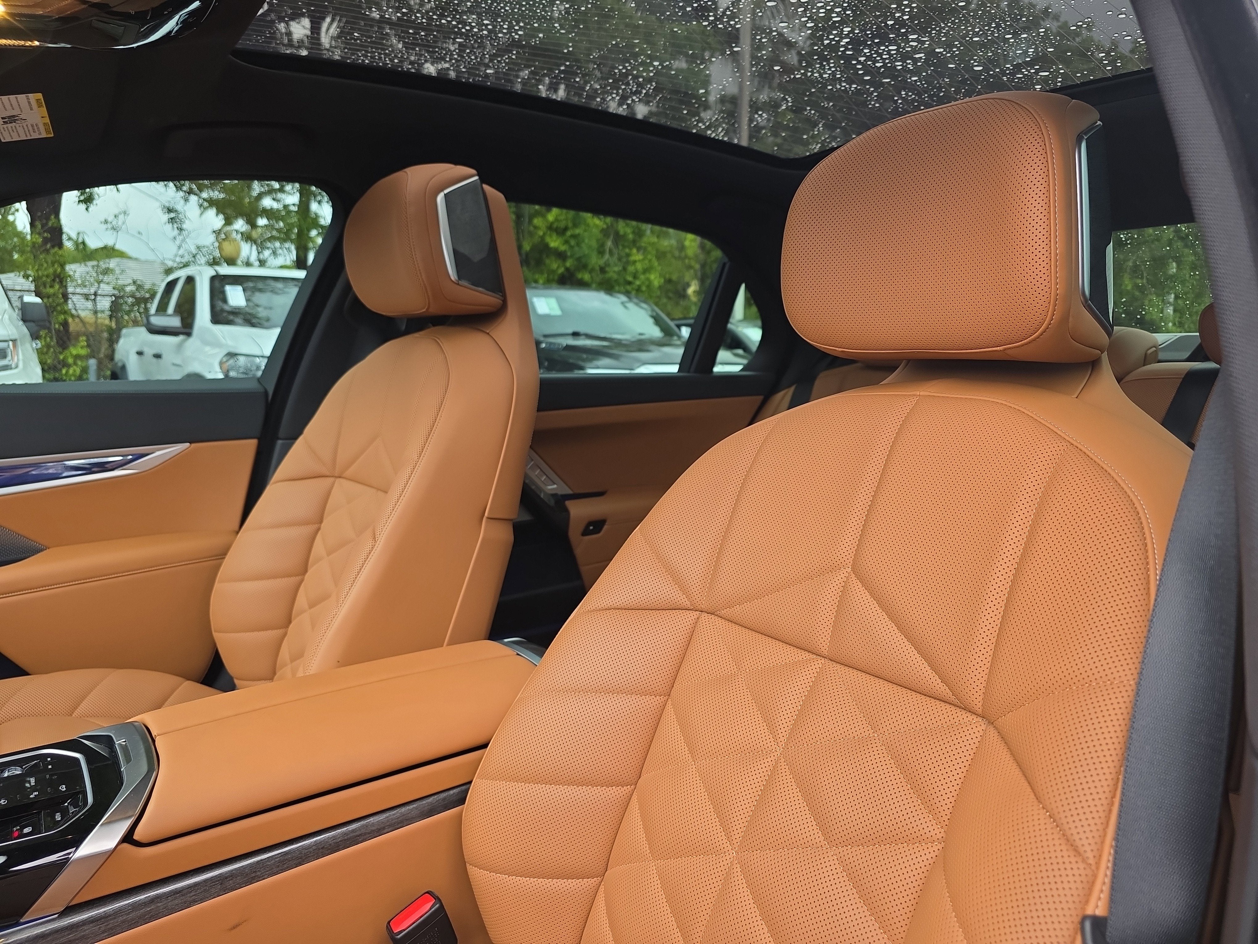 2023 BMW 7 Series 740i