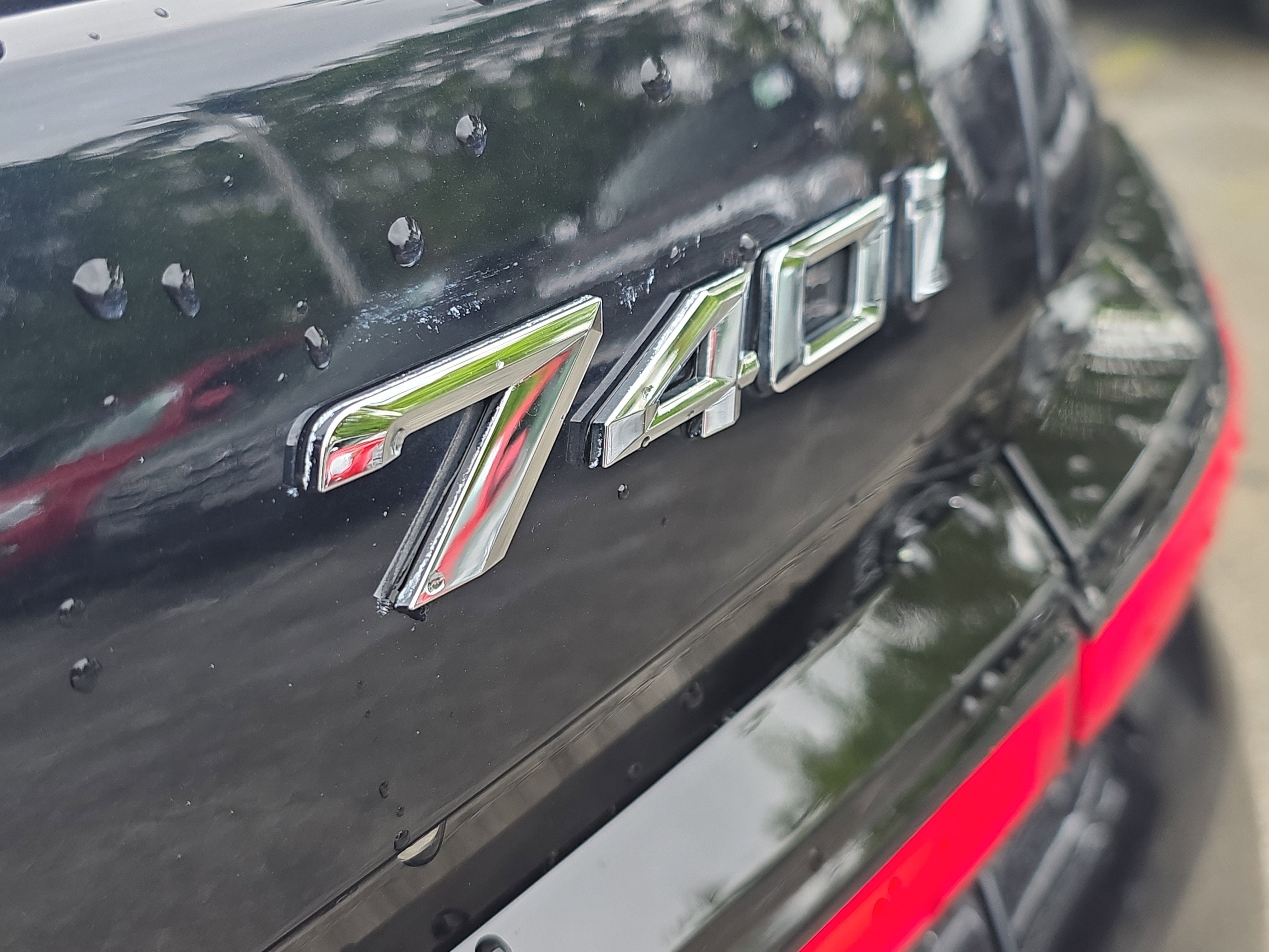 2023 BMW 7 Series 740i