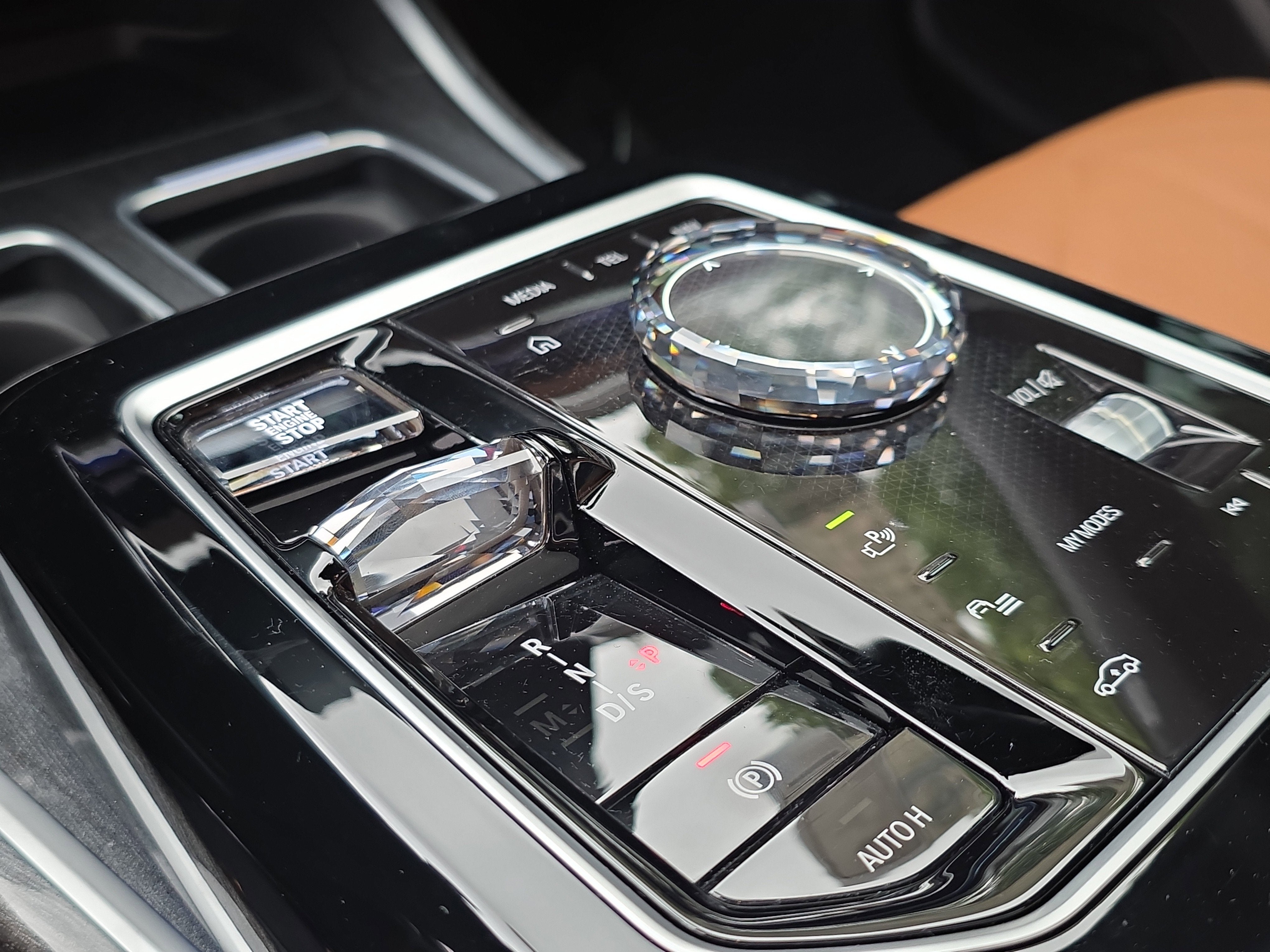 2023 BMW 7 Series 740i