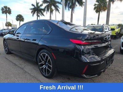2023 BMW 7 Series 740i