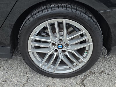 2025 BMW 5 Series 530i