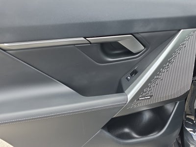 2025 BMW 5 Series 530i