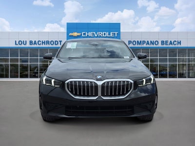 2025 BMW 5 Series 530i