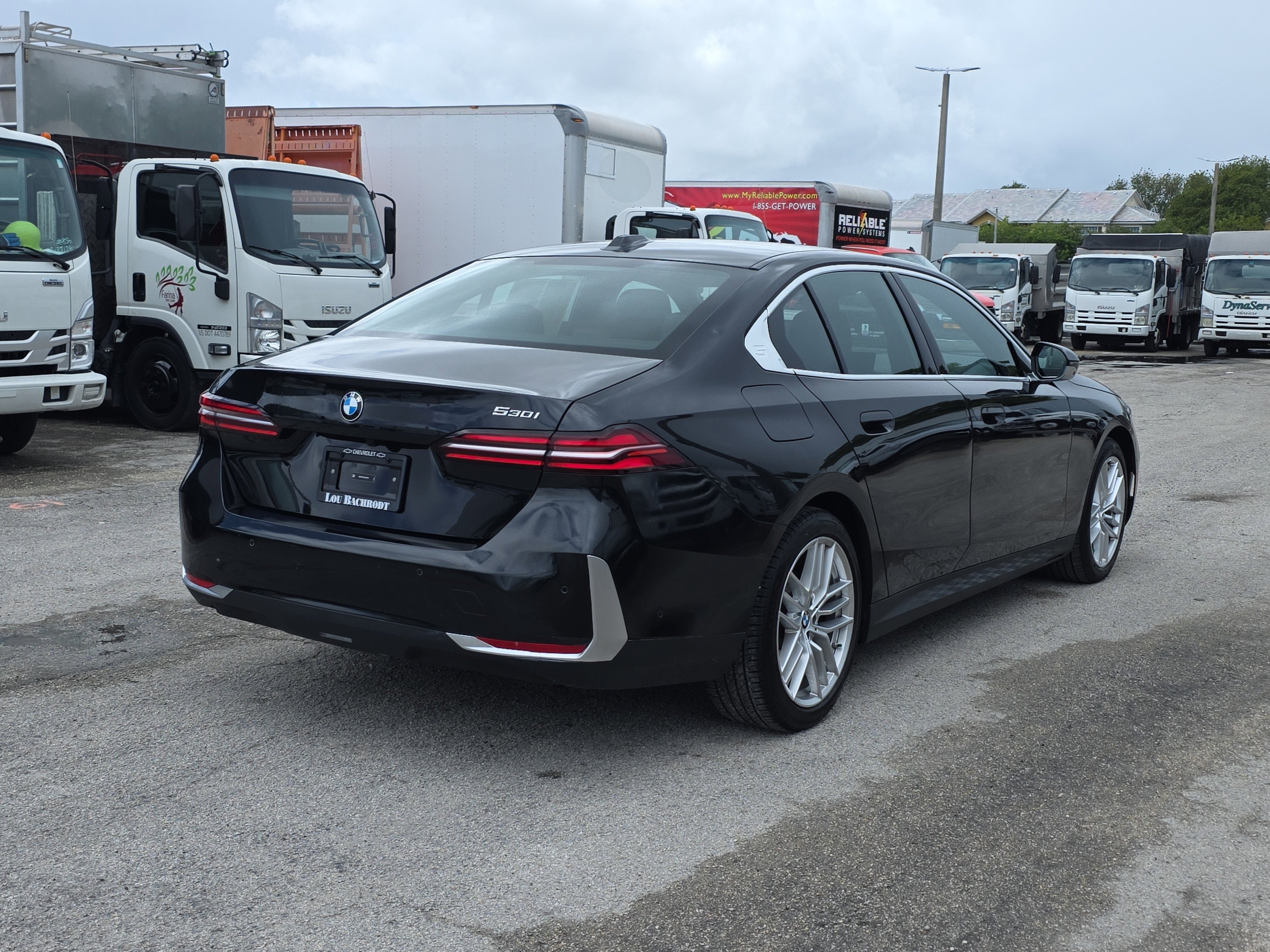 2025 BMW 5 Series 530i