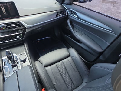2023 BMW 5 Series 530i