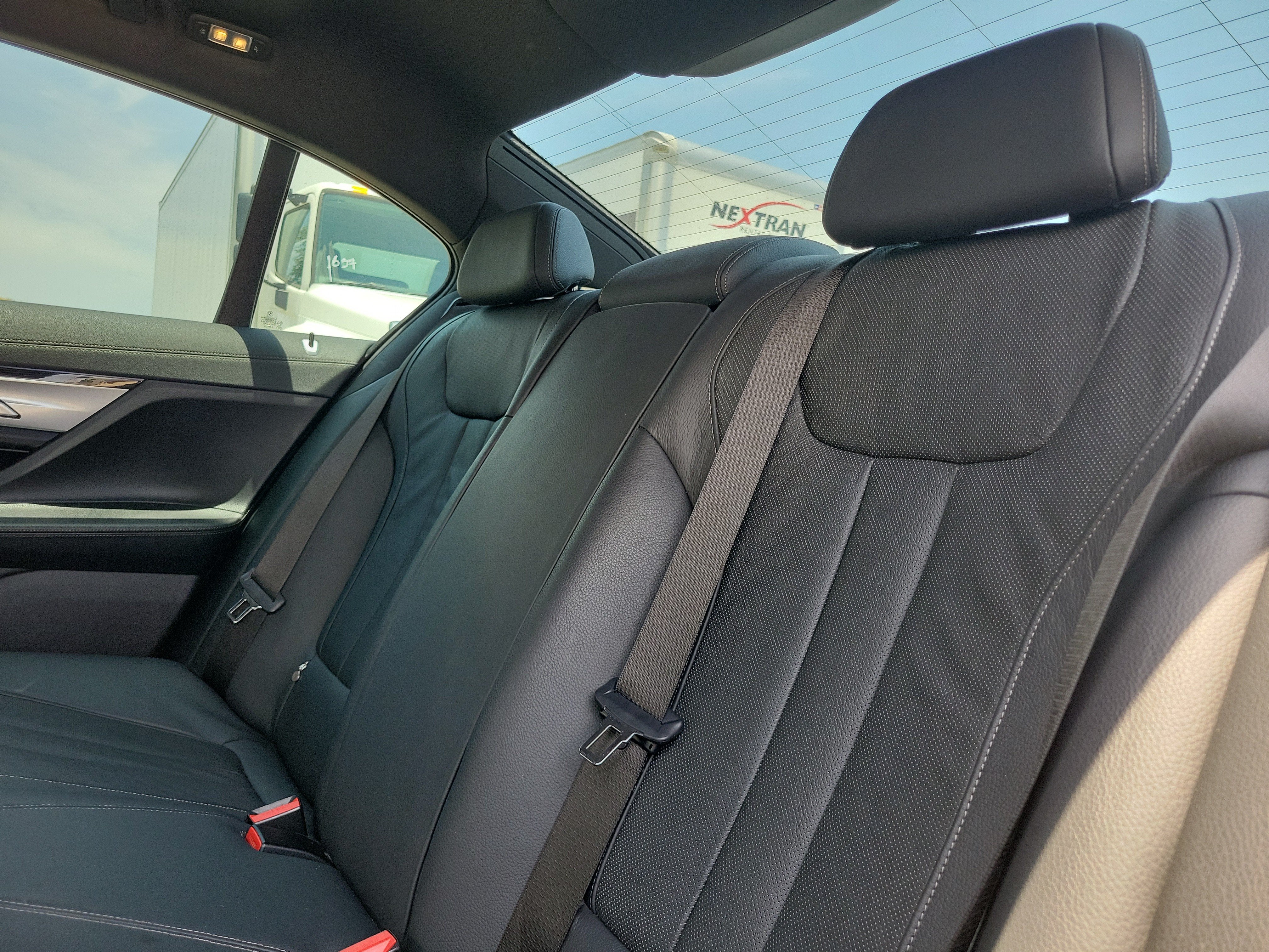 2022 BMW 7 Series 740i