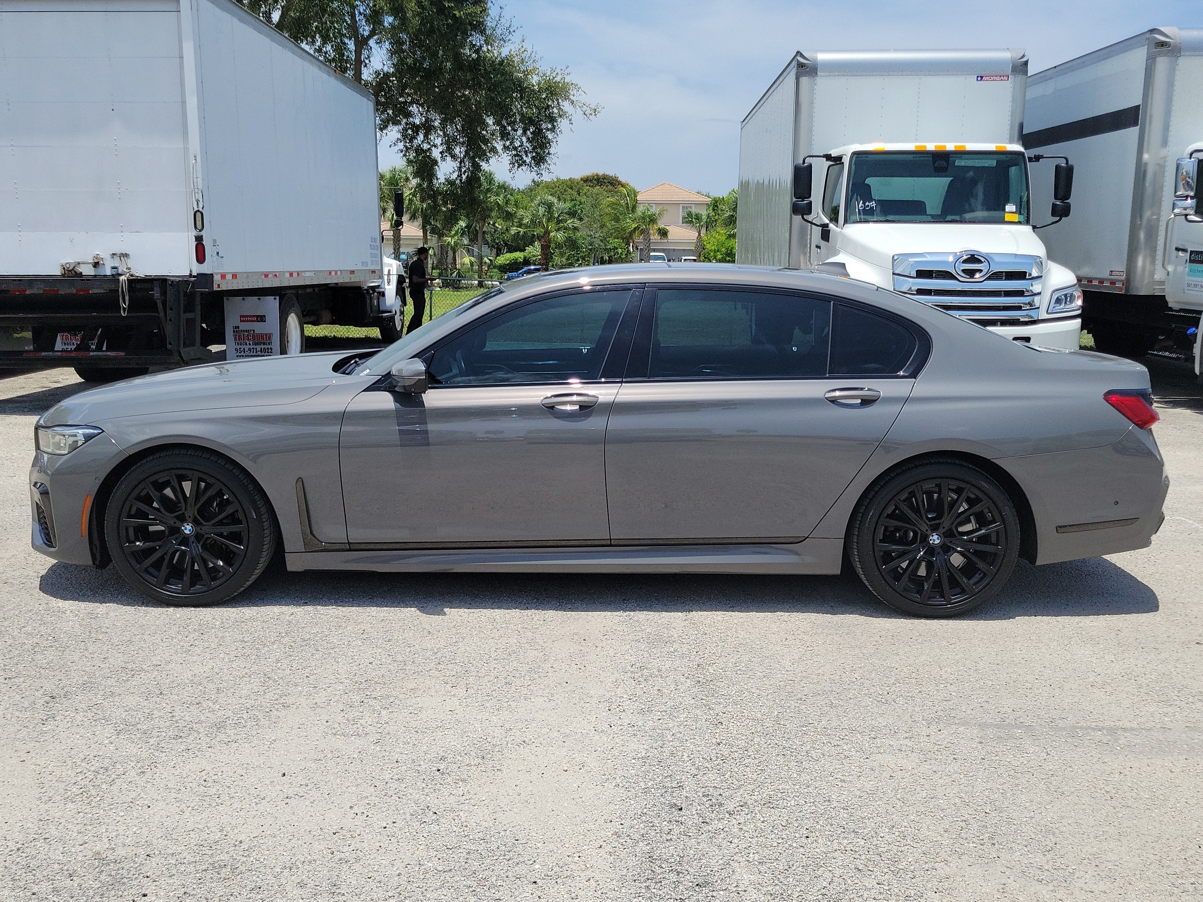 2022 BMW 7 Series 740i