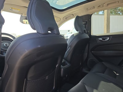 2024 Volvo XC60 Plus Dark Theme