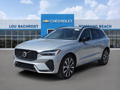 2024 Volvo XC60 Plus Dark Theme