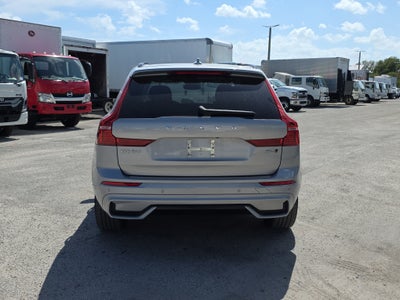 2024 Volvo XC60 Plus Dark Theme