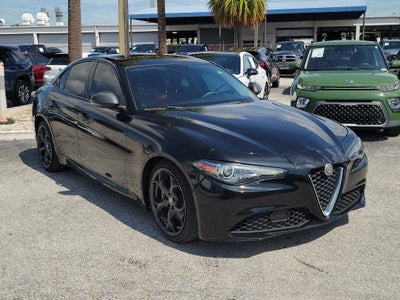 2018 Alfa Romeo Giulia Base