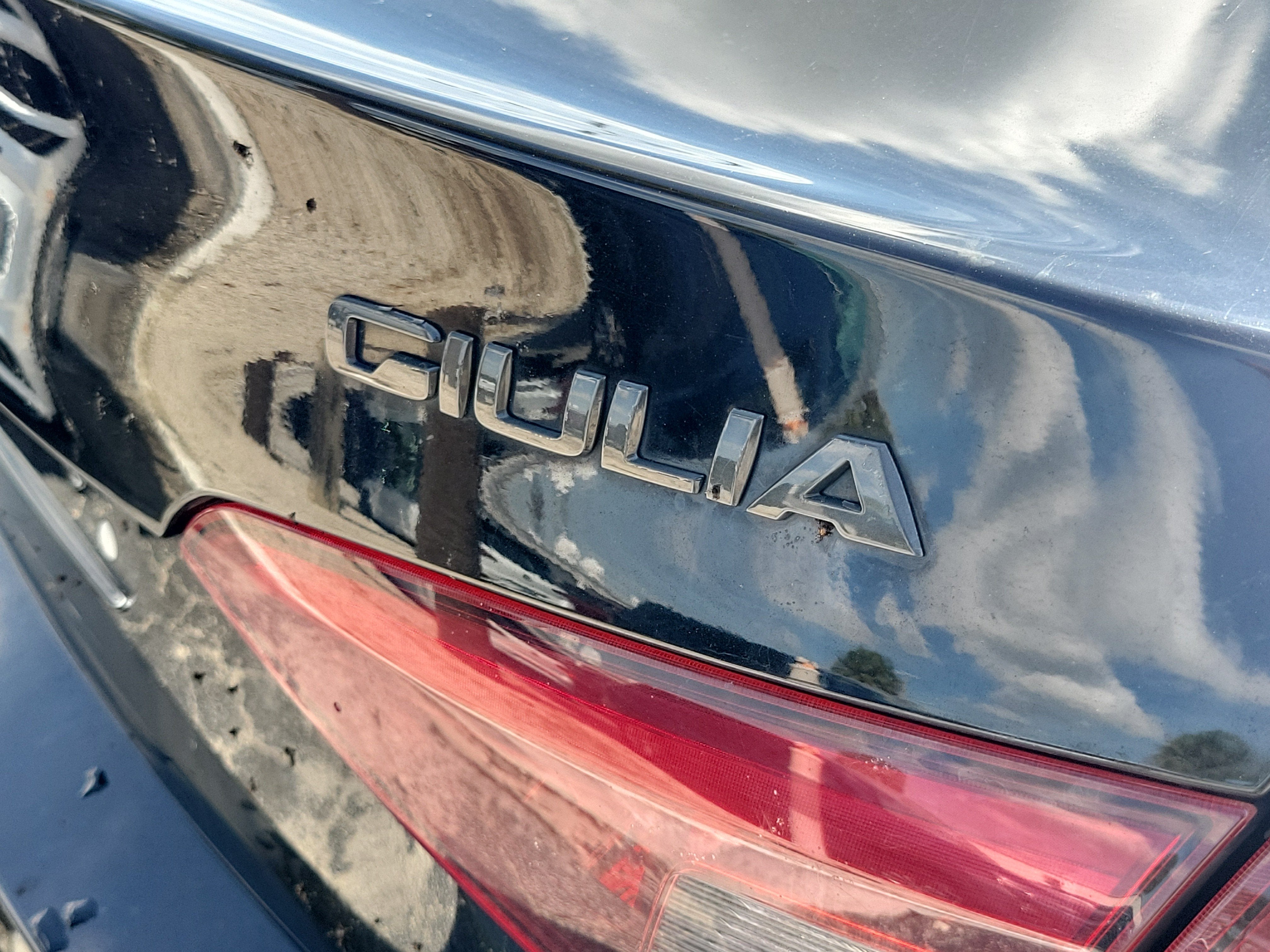 2018 Alfa Romeo Giulia Base