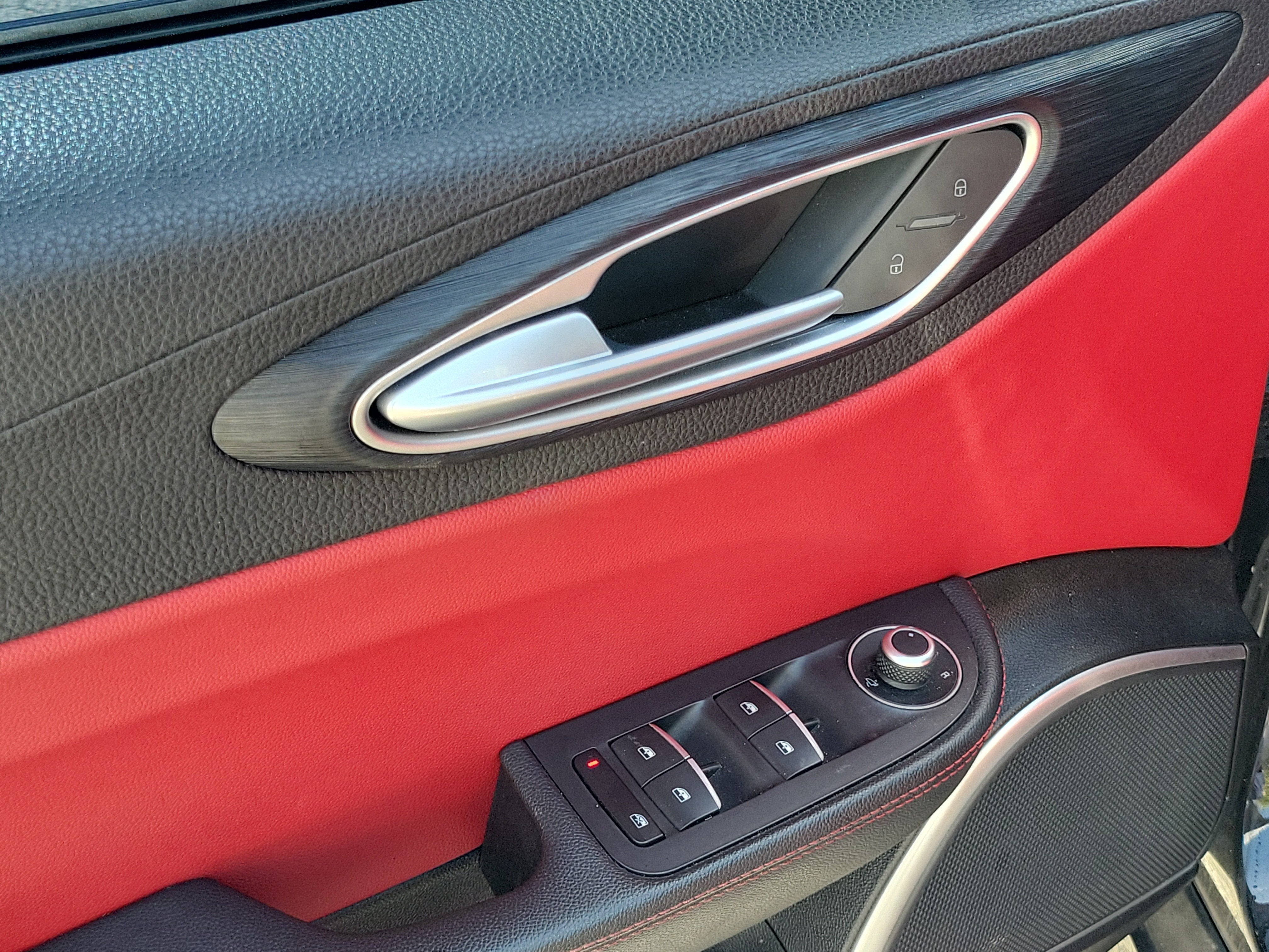 2018 Alfa Romeo Giulia Base