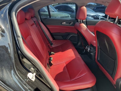 2018 Alfa Romeo Giulia Base