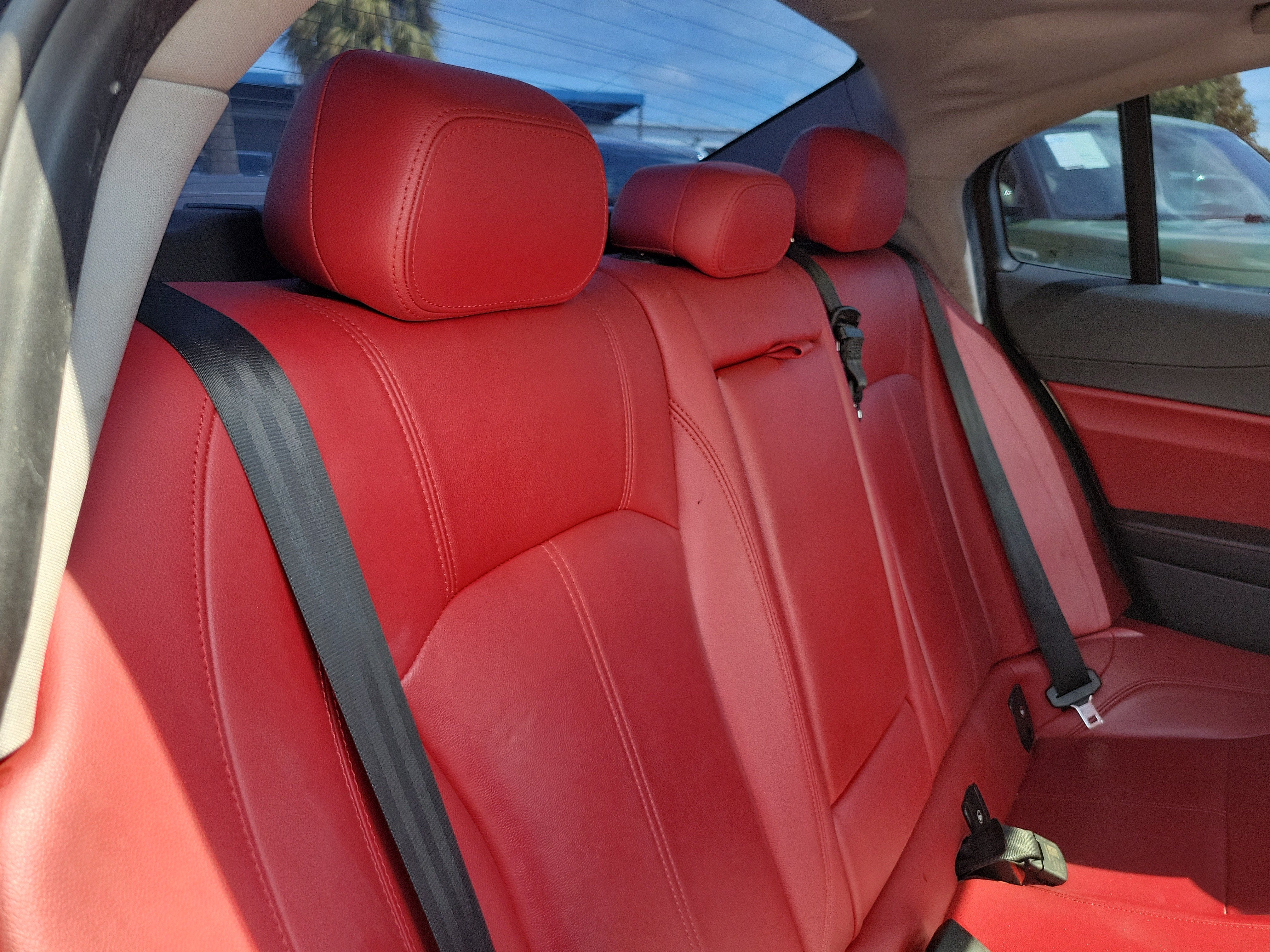 2018 Alfa Romeo Giulia Base